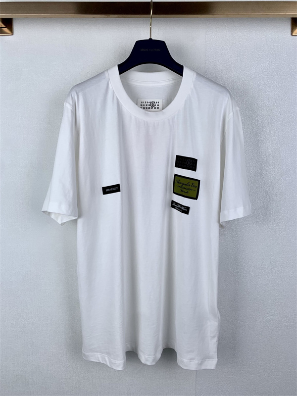 半袖ロゴ ミニマルモード 爽やかサマー ins人気 男女兼用 Maison Margiela メゾンマルジェラ コピー Tシャツ 爆売れ