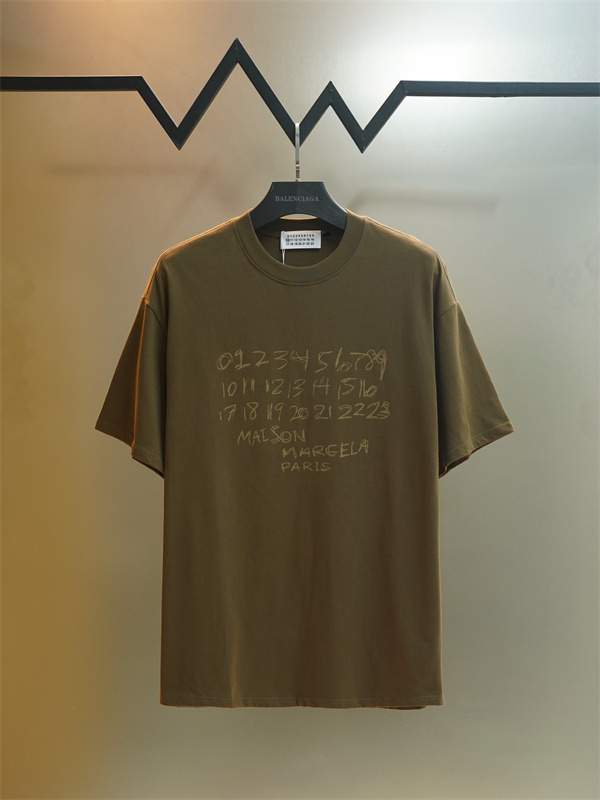 落書き風プリント ルーズフィット 爽やかサマー 男女兼用 Maison Margiela メゾンマルジェラ コピー 半袖カットソー