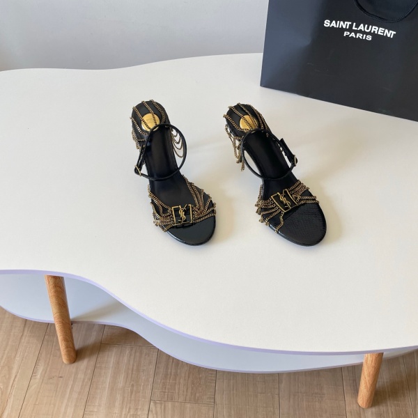 Saint Laurent サンローラン 2026 YSL チェーンタッセル ハイヒールサンダル レザーアンクルストラップ ポインテッドデザイン パーティー ラグジュアリー レディース