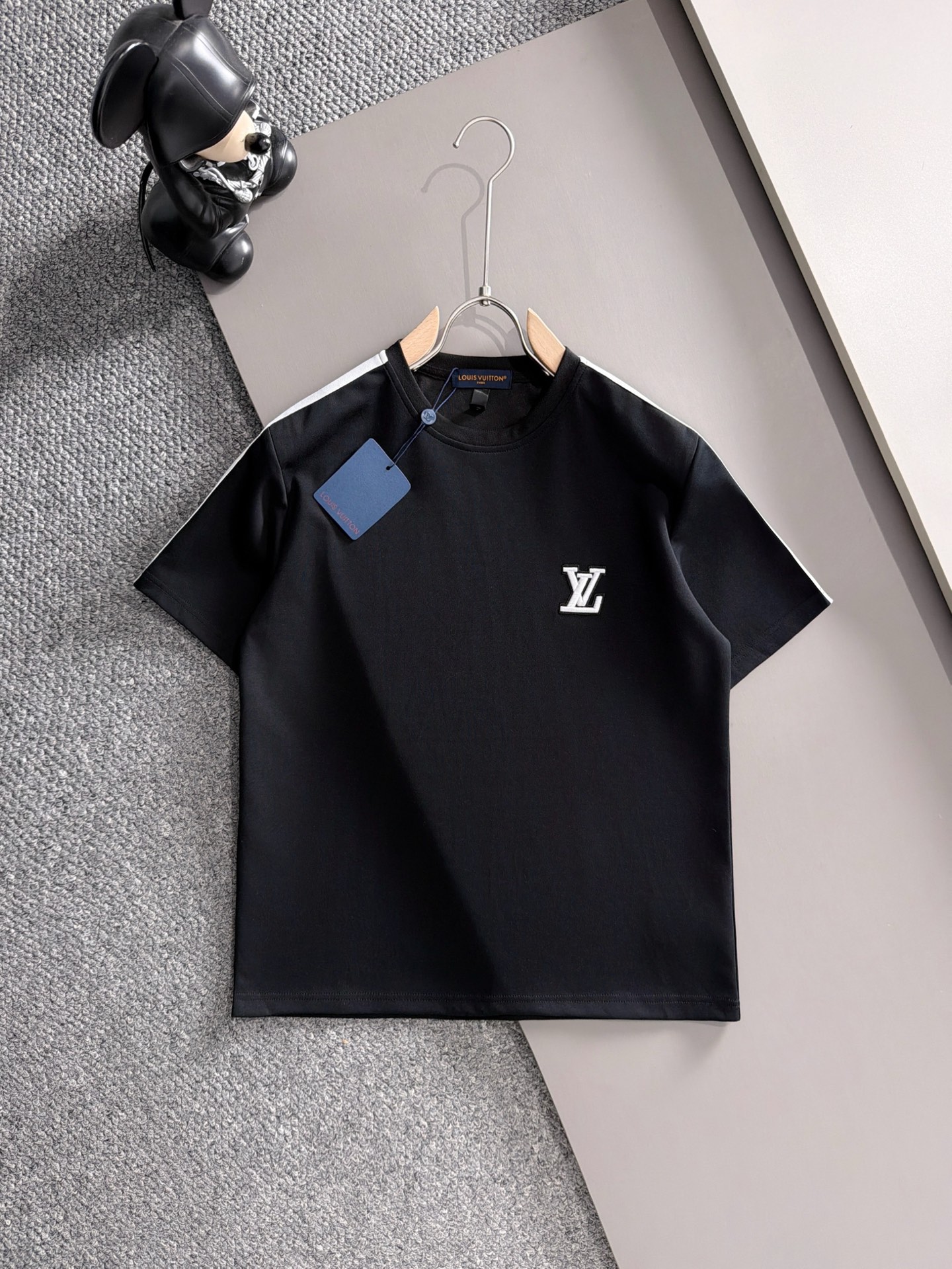 黒色ホワイト2026春夏ルイビトンセットアップコピーLOUIS VUITTON激安新作