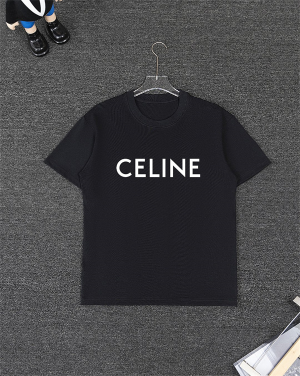 究極の快適さと洒落感 CELINE セリーヌ セットアップコピー2026新作夏に絶対欠かせない