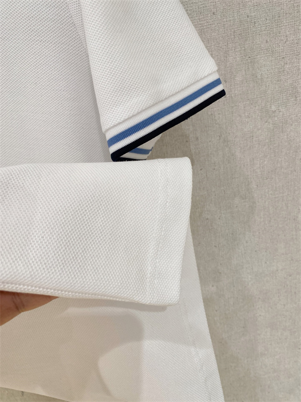 SNS話題 LOEWE ロエベ コピー 半袖ポロ メンズ ワンポイント刺繍 人気急上昇 大人カジュアル