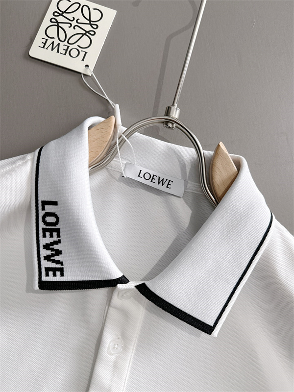 今売れている LOEWE ロエベ コピー 半袖ポロシャツ メンズ 刺繍ロゴ 襟