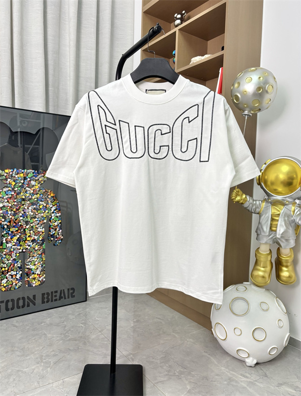 GUCCI　2026新作メンズトレンドグッチtシャツスーパーコピー人気ランキング２色上質なアイテム