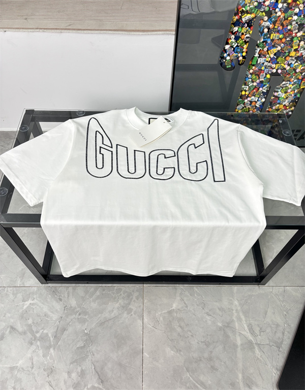 GUCCI　2026新作メンズトレンドグッチtシャツスーパーコピー人気ランキング２色上質なアイテム