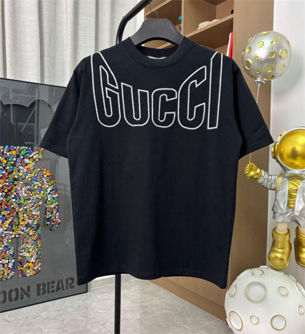 GUCCI　2026新作メンズトレンドグッチtシャツスーパーコピー人気ランキング２色上質なアイテム