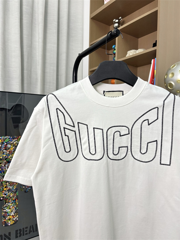 GUCCI　2026新作メンズトレンドグッチtシャツスーパーコピー人気ランキング２色上質なアイテム