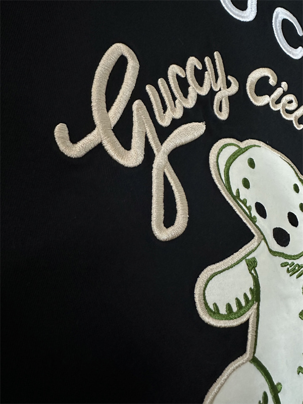 GUCCI  26ss 新作グッチtシャツスーパーコピーユニセックスストリートファッション個性的