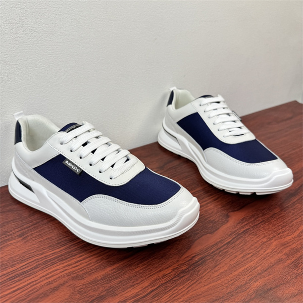 人気急上昇中 プラダ PRADAランニングシューズコピー2026年春夏入荷 スニーカー靴 ブランド激安通販 専門店