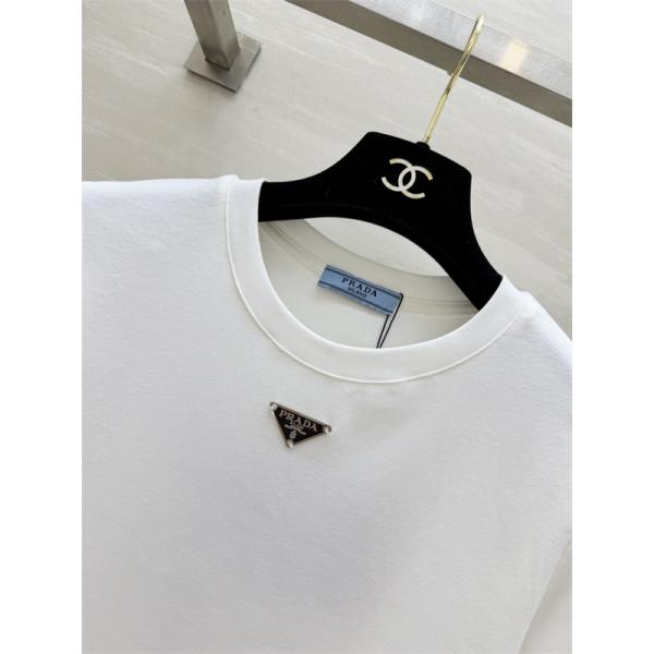 ❤2026ssプラダtシャツスーパーコピーPRADA高級感刺繍ロゴ上質なシンプルデザイン