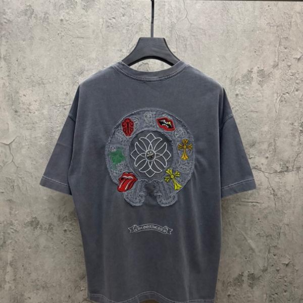 CHROME HEARTS クロムハーツ 2026新作 メンズ 半袖Tシャツ ヴィンテージウォッシュ クロスロゴ 刺繍 グラフィック オーバーサイズ  【商品説明】