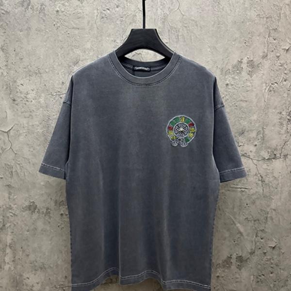 CHROME HEARTS クロムハーツ 2026新作 メンズ 半袖Tシャツ ヴィンテージウォッシュ クロスロゴ 刺繍 グラフィック オーバーサイズ  【商品説明】