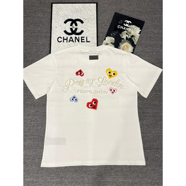 ワイト 半袖Tシャツ BALENCIAGA ハートワッペン バレンシアガ コピー カラフル装飾 クルーネック バックロゴデザイン