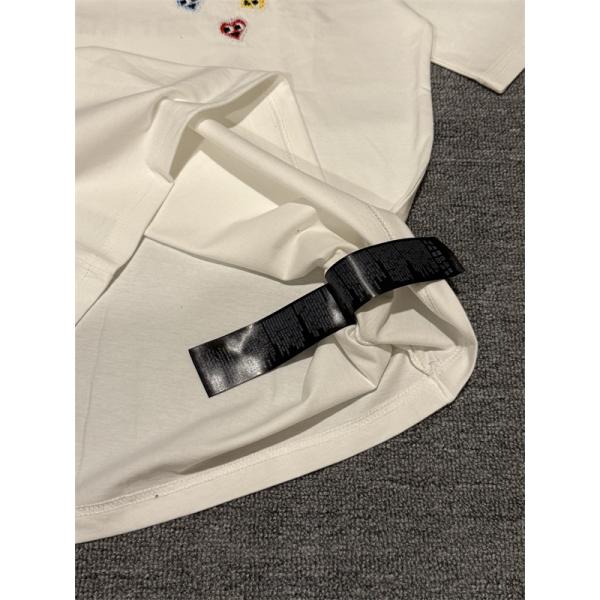 ワイト 半袖Tシャツ BALENCIAGA ハートワッペン バレンシアガ コピー カラフル装飾 クルーネック バックロゴデザイン