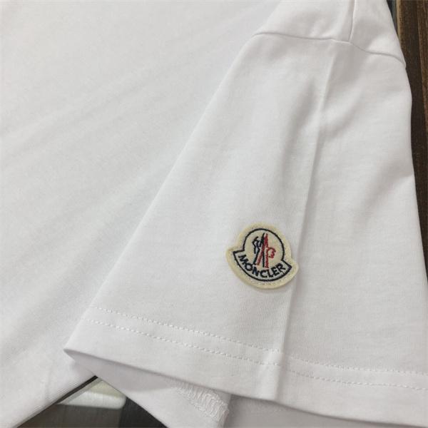 ホワイト 半袖Tシャツ MONCLER ハートロゴプリント モンクレール コピー 袖ワッペン クルーネック ピンクブラック グラフィック