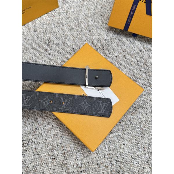 ブラック モノグラムベルト Louis Vuitton LVバックル ルイヴィトン コピー シルバー金具 レザー調 ロゴ総柄
