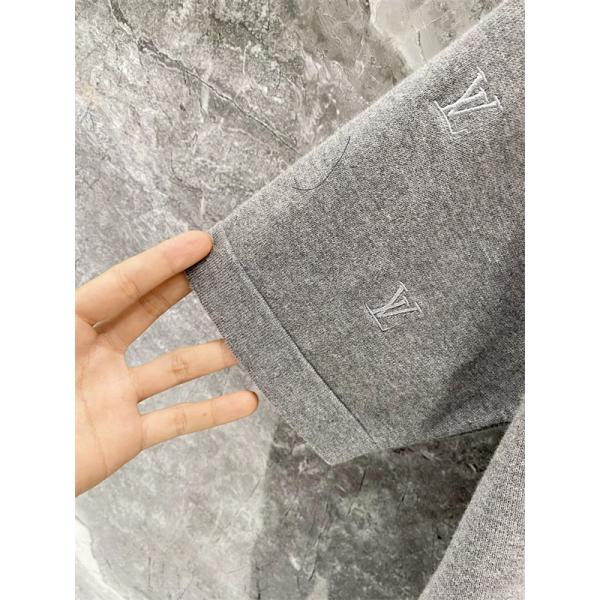 グレー 半袖ニットTシャツ Louis Vuitton LV総柄 ルイヴィトン コピー ワンポイントロゴ クルーネック リブ襟