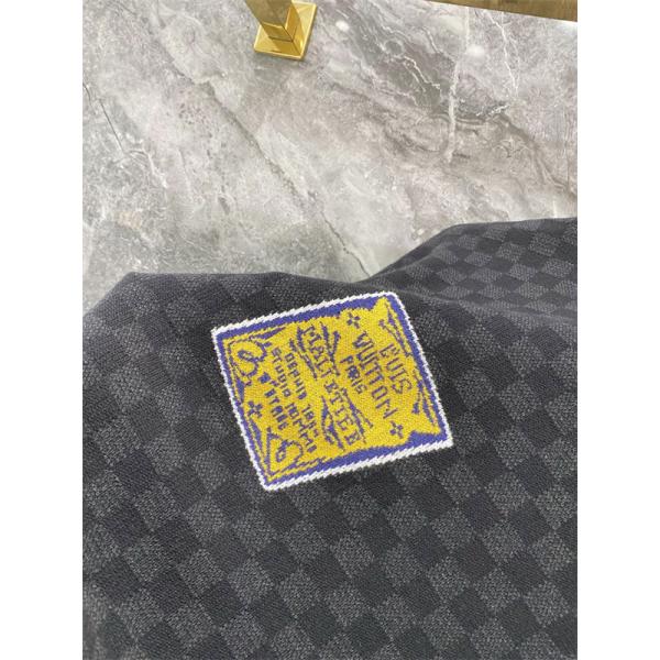 ブラック 半袖ニットTシャツ Louis Vuitton ダミエ調総柄 ルイヴィトン コピー マルチパッチ刺繍 クルーネック ロゴデザイン