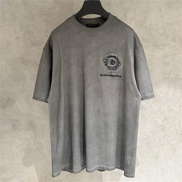  ウォッシュグレー 半袖Tシャツ Chrome Hearts 胸元ロゴプリント クロムハーツ コピー ヴィンテージ加工 クルーネック