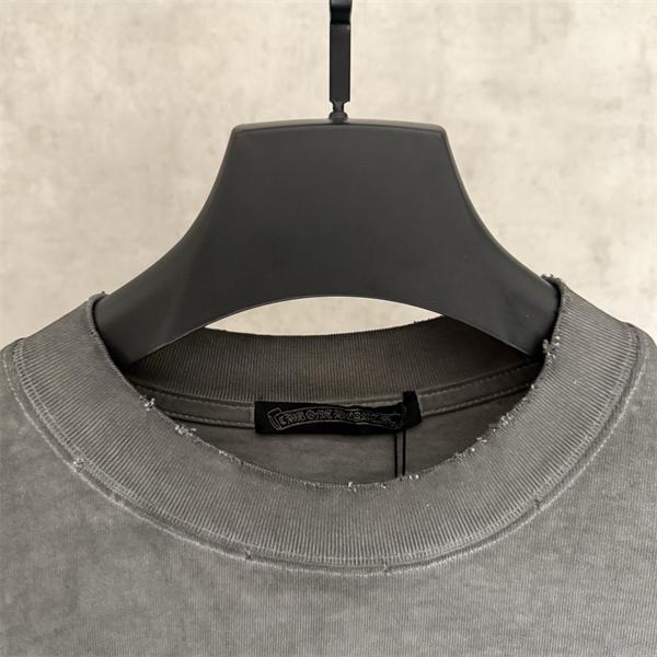  ウォッシュグレー 半袖Tシャツ Chrome Hearts 胸元ロゴプリント クロムハーツ コピー ヴィンテージ加工 クルーネック
