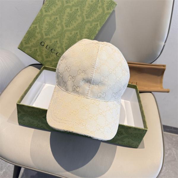 Gucciグッチキャップコピー  調整可能 2026トレンドワッシャー加工 アメカジ 無地 リベット付き 