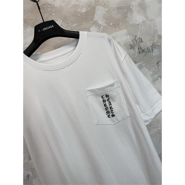  ブラック 半袖Tシャツ Chrome Hearts クロムハーツ コピー 胸ポケットロゴ バック英字プリント ゴシック文字 クルーネック