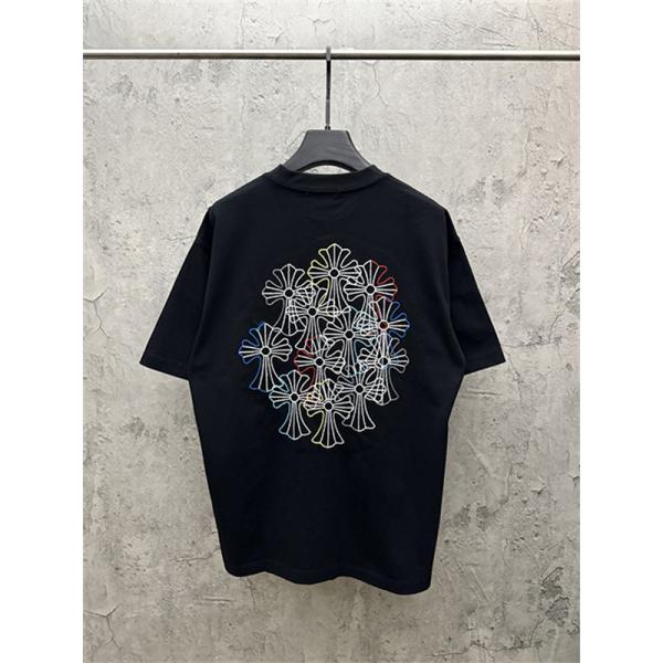 ブラック 半袖Tシャツ Chrome Hearts クロムハーツ コピー マルチカラークロス刺繍風 胸元ワンポイント クルーネック ゆったりシルエット