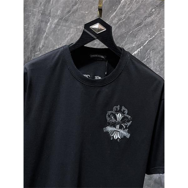 ブラック 半袖Tシャツ Chrome Hearts クロムハーツ コピー フローラルクロス背面ロゴ ゴシック英字 クルーネック ゆったりシルエット
