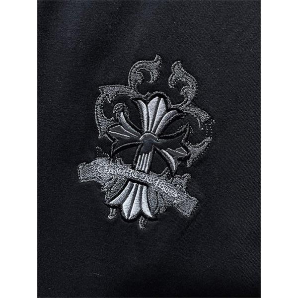 ブラック 半袖Tシャツ Chrome Hearts クロムハーツ コピー フローラルクロス背面ロゴ ゴシック英字 クルーネック ゆったりシルエット