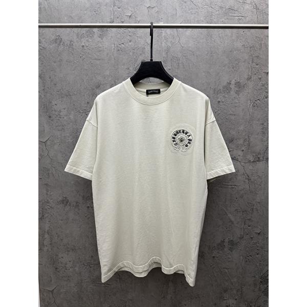 半袖Tシャツ Chrome Hearts クロムハーツ コピー フローラルクロスバックロゴ ゴシックレタリング クルーネック ゆったりシルエット