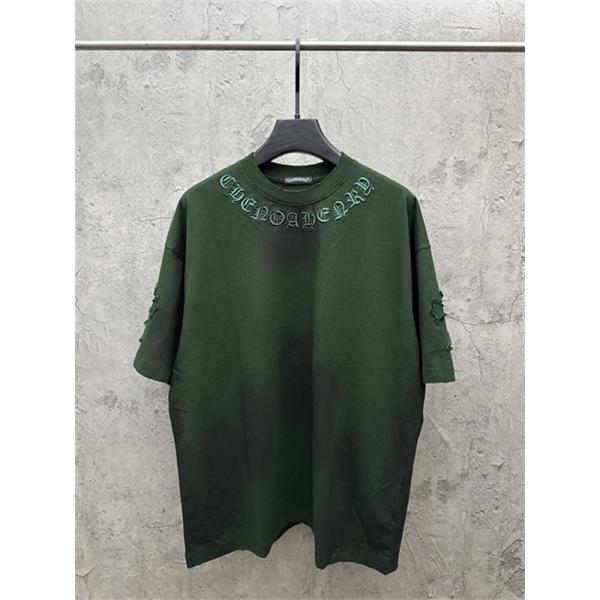 グリーン 半袖Tシャツ Chrome Hearts クロムハーツ コピー ネックゴシックロゴ ウォッシュグラデーション クロスワッペン風 ゆったりシルエット