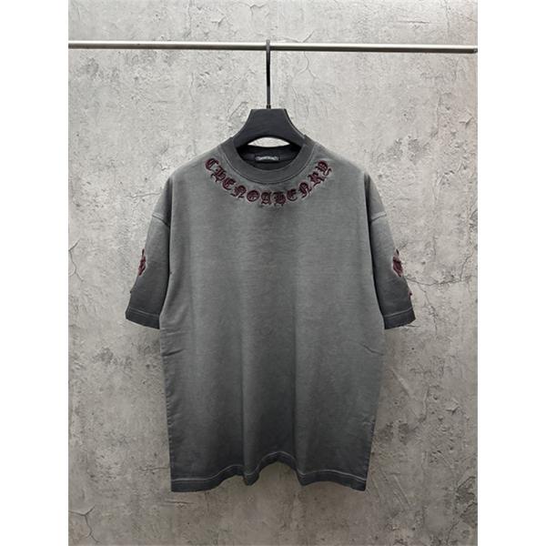 グリーン 半袖Tシャツ Chrome Hearts クロムハーツ コピー ネックゴシックロゴ ウォッシュグラデーション クロスワッペン風 ゆったりシルエット
