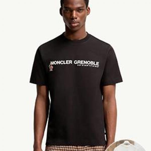 ホワイト ブラック 半袖Tシャツ MONCLER GRENOBLE モンクレール グルノーブル コピー 胸元ロゴプリント クルーネック シンプルカジュアル