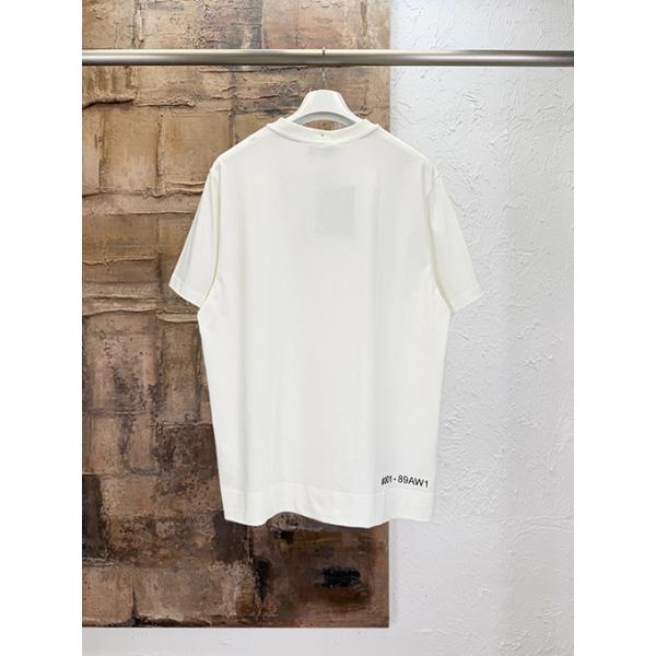 ホワイト ブラック 半袖Tシャツ MONCLER GRENOBLE モンクレール グルノーブル コピー 胸元ロゴプリント クルーネック シンプルカジュアル