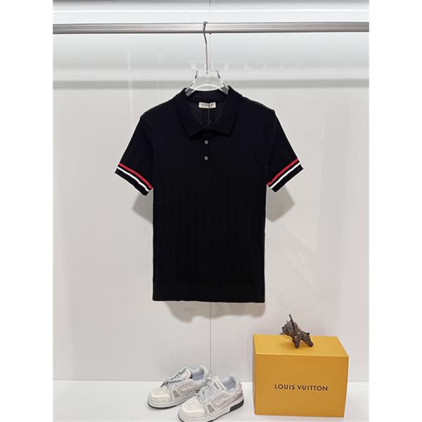 ブラック ニットポロシャツ MONCLER モンクレール コピー 袖ライン配色 リブ編み 半袖 襟付き ボタンデザイン