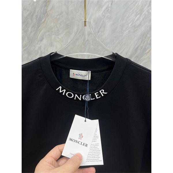 半袖Tシャツ MONCLER モンクレール コピー ネックロゴプリント クルーネック 袖ワッペン 無地調 カジュアルトップス