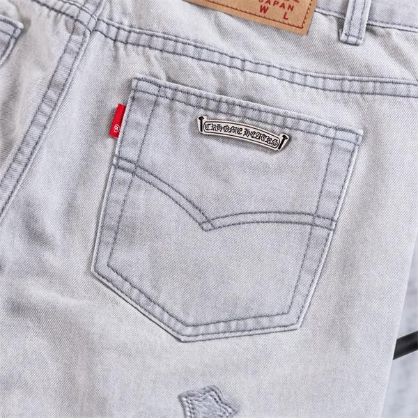 ライトグレー デニムパンツ Chrome Hearts クロムハーツ コピー クロス刺繍パッチ ウォッシュ加工 ストレートシルエット 5ポケットジーンズ