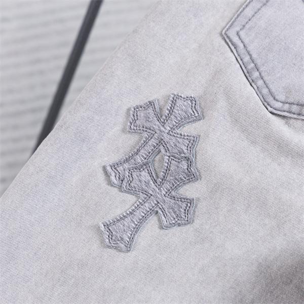 ライトグレー デニムパンツ Chrome Hearts クロムハーツ コピー クロス刺繍パッチ ウォッシュ加工 ストレートシルエット 5ポケットジーンズ