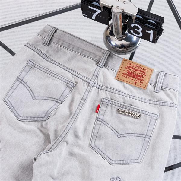 ライトグレー デニムパンツ Chrome Hearts クロムハーツ コピー クロス刺繍パッチ ウォッシュ加工 ストレートシルエット 5ポケットジーンズ
