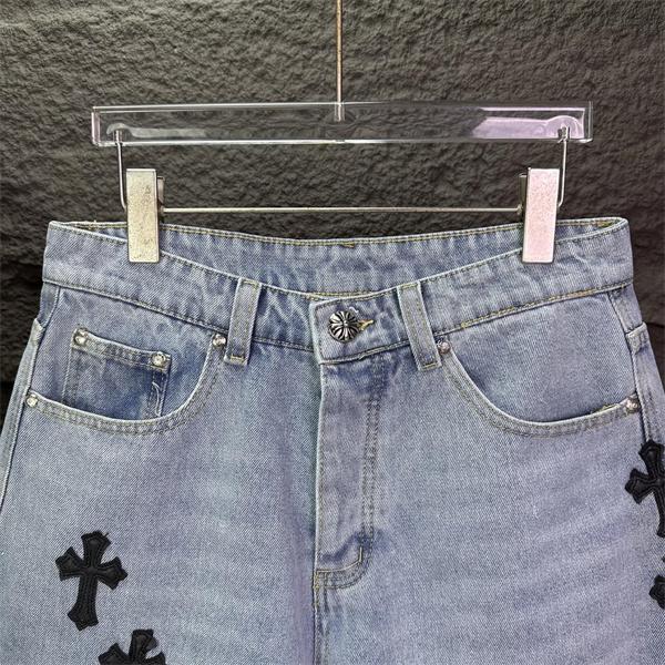 ライトブルー デニムショーツ Chrome Hearts クロムハーツ コピー ブラッククロスワッペン ウォッシュ加工 ハーフパンツ ワイドシルエット