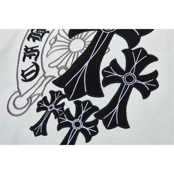 ホワイト 半袖Tシャツ Chrome Hearts クロムハーツ コピー 胸元ワンポイントロゴ バックビッグクロスグラフィック クルーネック モノトーンデザイン