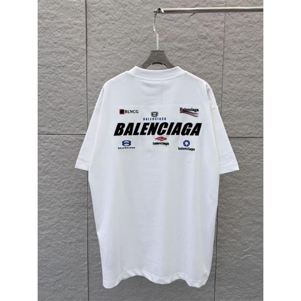  ホワイト グラフィックTシャツ BALENCIAGA バレンシアガ コピー 胸元カラーロゴ 背面ビッグレタリング 半袖 ワイドフィット