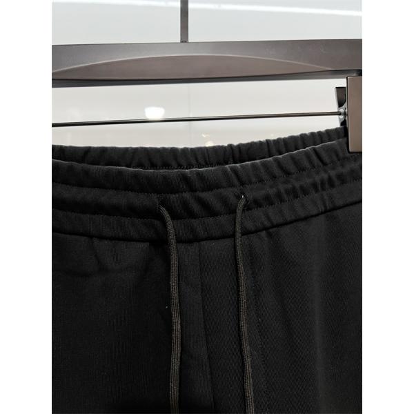ルイ ヴィトンショートパンツコピーLouis Vuitton洗練された軽奢スタイル プレーンなデザインに