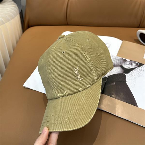サンローランキャップスーパーコピー万能コーデ相性抜群 シンプルで気ままにレタリング刺繍も丁寧大活躍 