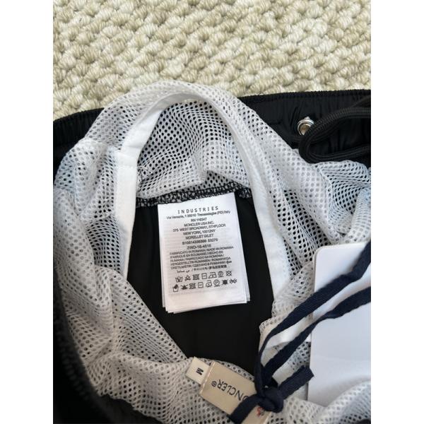 Moncler SS26 Patch Swim Shortsモンクレールスイムパンツコピー　【楽入夏シリーズ】レターロゴ×ドローコード ストレートフィット （メンズ）