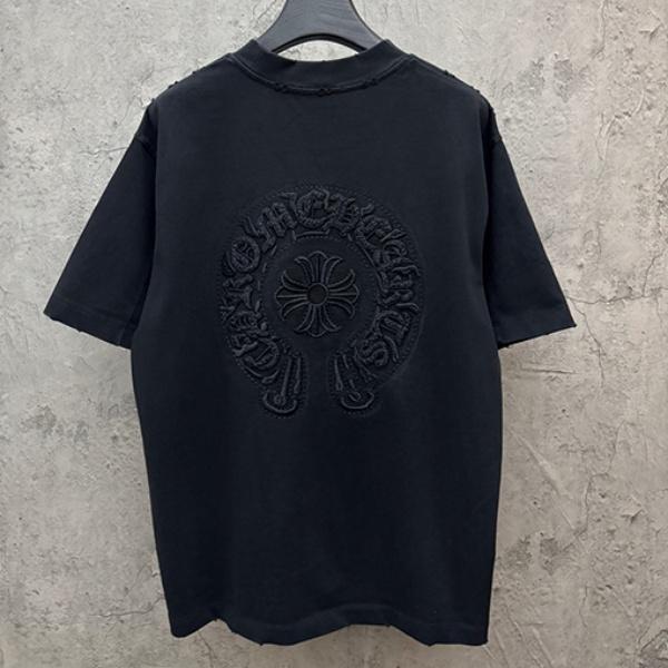 CHROME HEARTS クロムハーツ ホワイト 半袖Tシャツ 胸元エンボスロゴ クルーネック 爽麗 ゆったり 人気 トップス