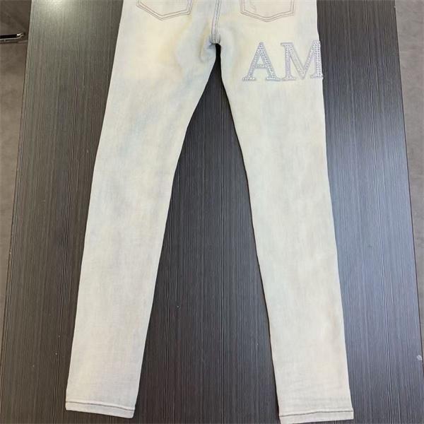 ダメージクラッシュデニム AMIRI アミリ コピー ジーンズ ビッグロゴ ワッペン加工 ヴィンテージウォッシュ 人気