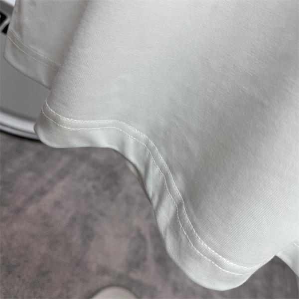 AMIRI アミリ コピー Tシャツ ビッグロゴ  オーバーサイズ 洗練シルエット モード映え コーデ主役級