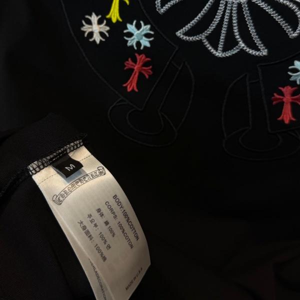 CHROME HEARTS クロムハーツ 2026新作 マルチカラークロス刺繍 バックビッグロゴ オーバーサイズ クルーネック 半袖Tシャツ メンズ レディース