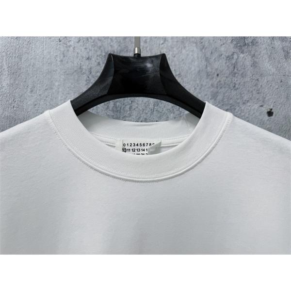 人気 Maison Margiela メゾンマルジェラ コピー Tシャツ ワンポイントポケット シンプル高見え 爆売れ メンズ レディース